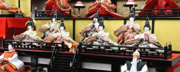 絢爛豪華！七段飾り十五人揃 | 人形の東玉