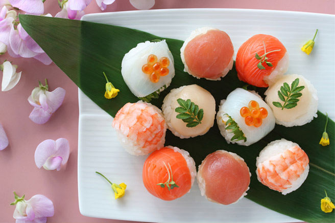ちらし寿司だけではなく「手まり寿司」も最近のひな祭りの人気レシピ